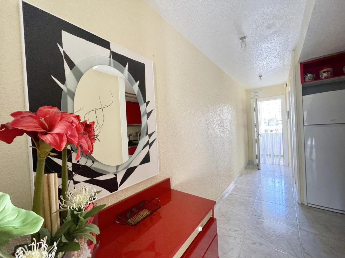 Magnificent Mediterraneo Apartment Benidorm Extérieur photo